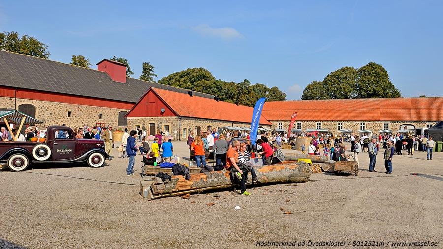 H�stmarknad p� �vedskloster.